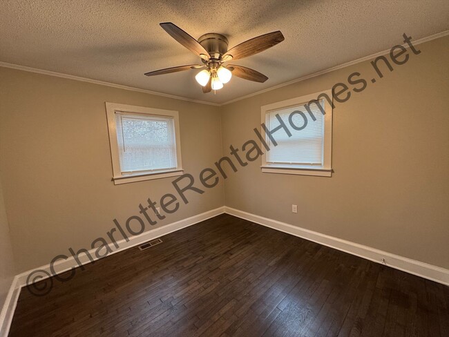 Foto del edificio - 3 bedroom 1 bathroom home in Gastonia!