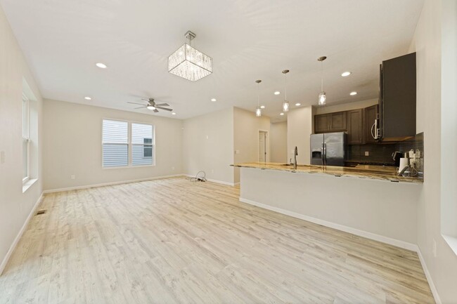 Foto del edificio - Brand New Home in Aurora schools available...