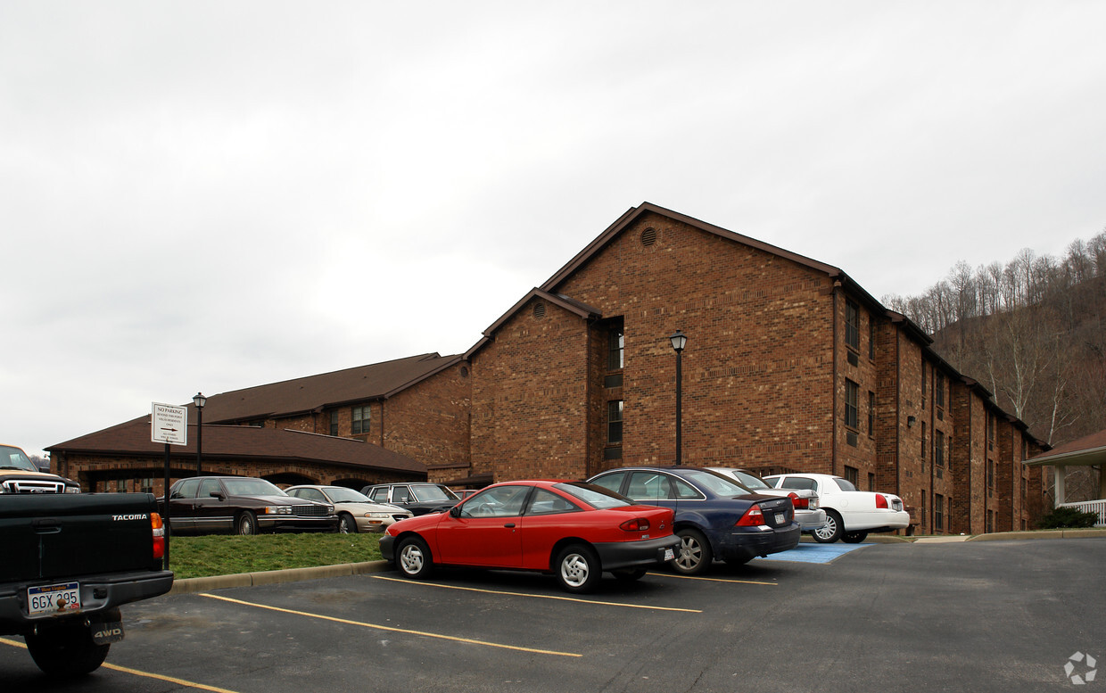 Building Photo - Black Diamond Arbors