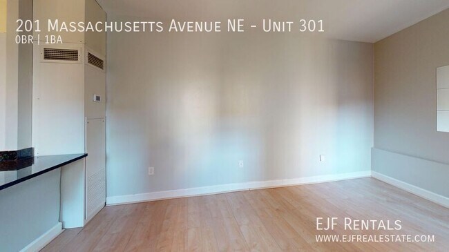 Foto del edificio - 201 Massachusetts Ave NE