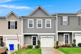 Building Photo - 130 Maple Run Dr