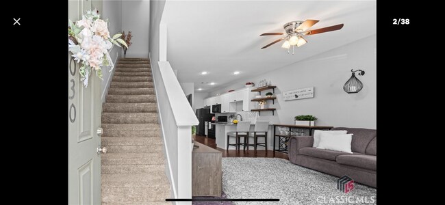 Foto del edificio - 1030 Binghampton Cir