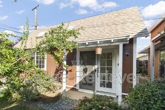 Building Photo - 1233 Fulton St