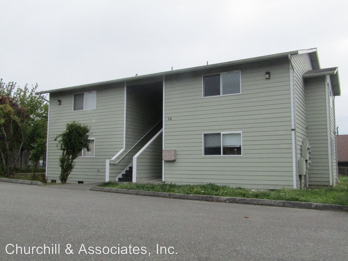 Primary Photo - 76 N Oak Harbor St