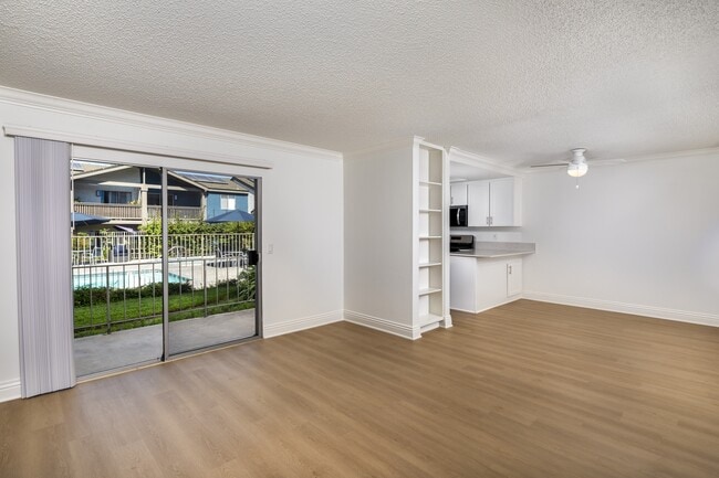 Building Photo - Rancho Vista