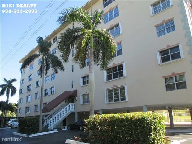 Building Photo - 1 br, 1.5 bath Condo - 1881 Middle River D...