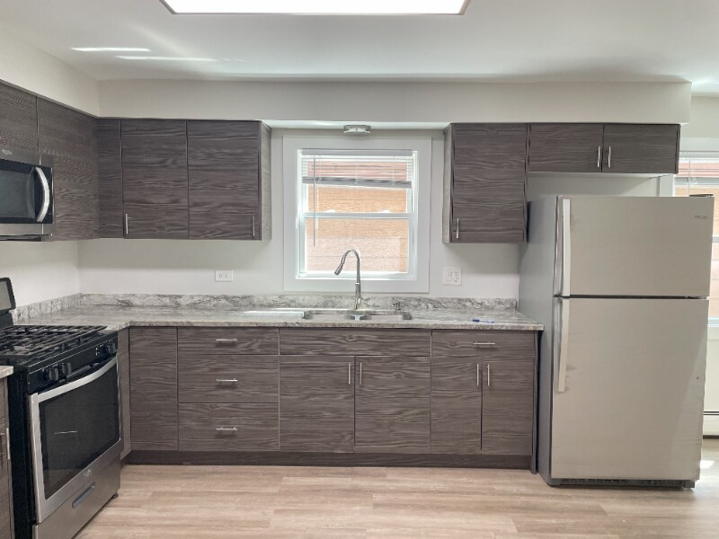 Foto principal - 3720 Ridgeland Ave