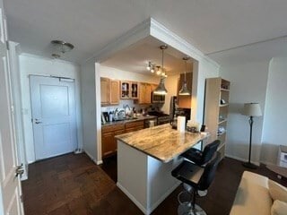 Building Photo - 8 Whittier Pl