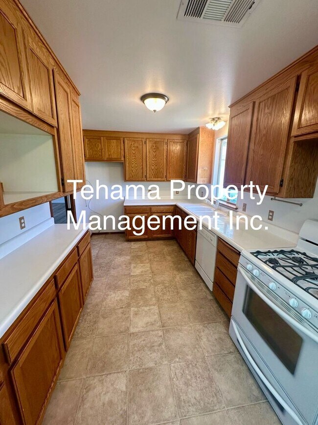 Foto del edificio - 3 bedroom 2 bath Home in the Forward Addition with Central Heat & Air!