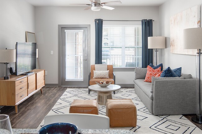 Building Photo - One White Oak