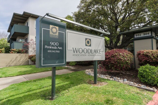 Foto del edificio - 1 Bed / 1 Bath ground floor condo in beaut...