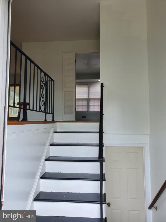 Foto del edificio - 9742 Wyman Way