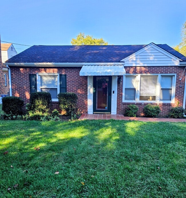 Building Photo - 309 Dalewood Ave Building Photo - 309 Dalewood Ave