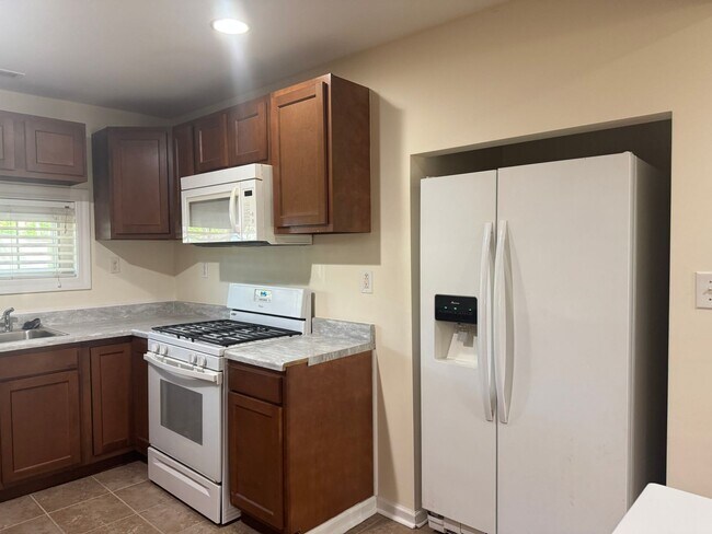 Foto del edificio - Newly remodeled brick home in New Bern