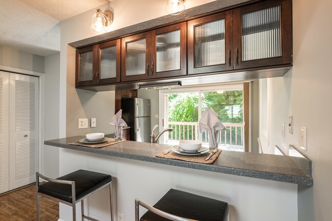 Foto del edificio - 314 Cres Spring Dr