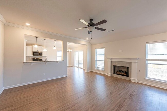 Building Photo - 411 Coconut Ln