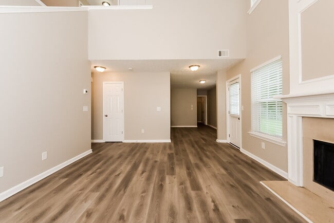 Building Photo - 413 Grove Park Dr