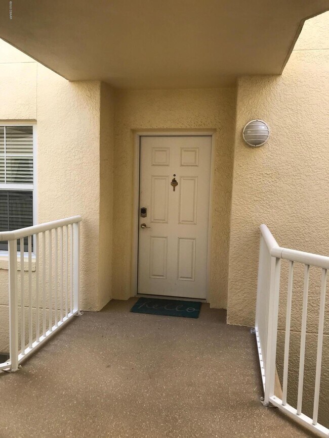 Building Photo - 4650 Links Village Dr