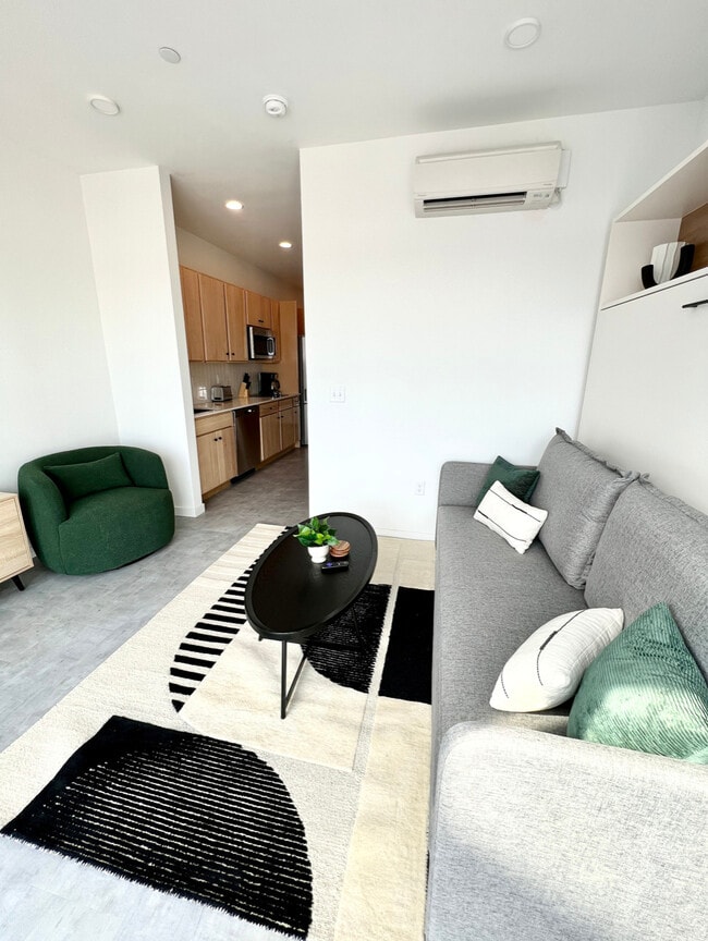Building Photo - The Common Place Apartments