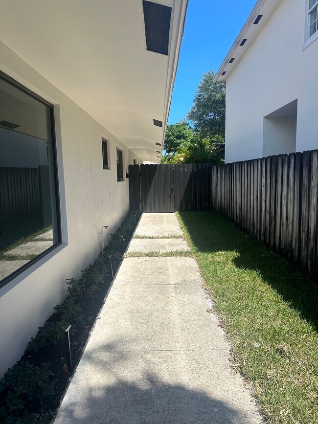 Foto del edificio - 1610 NE 17th Ave