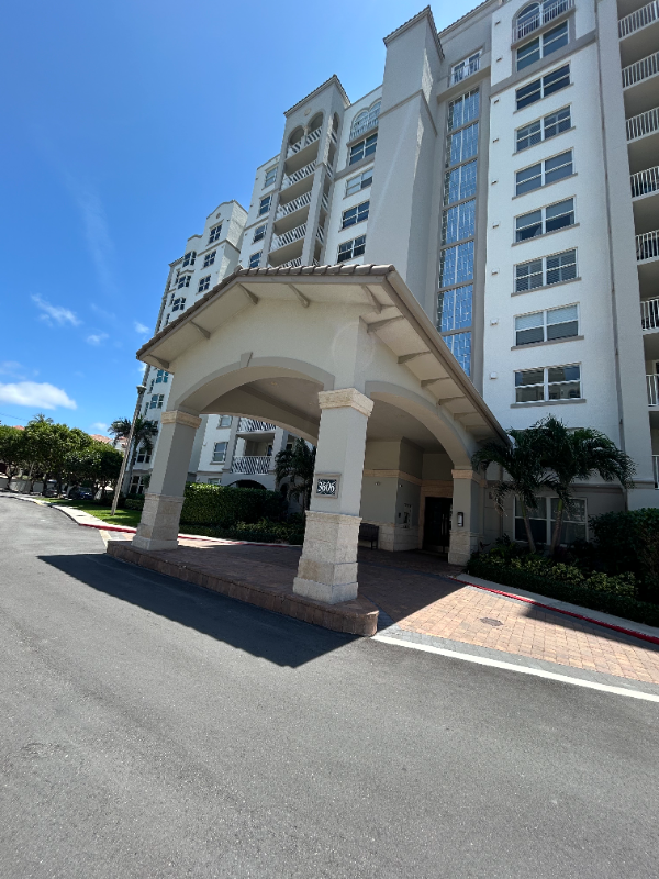 Foto del edificio - 3606 S Ocean Blvd