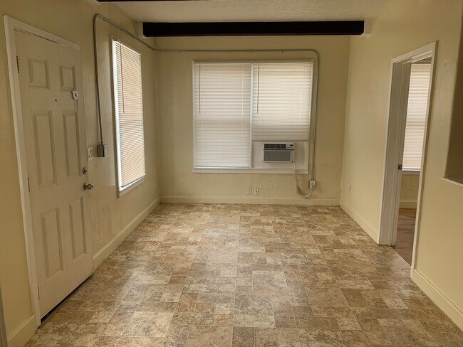 Foto del edificio - 1127 Barton St