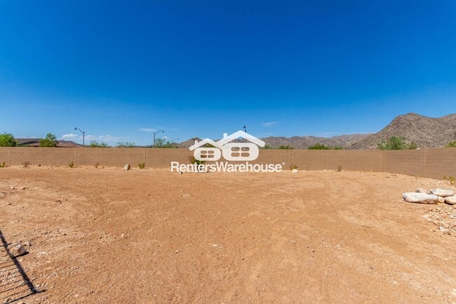 Building Photo - 20264 W San Juan Ave
