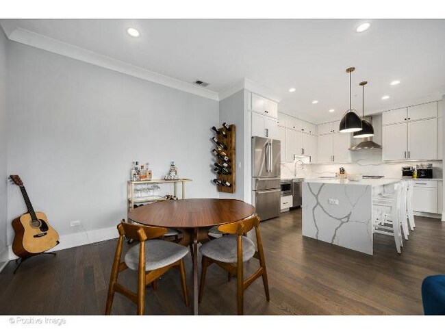 Foto del edificio - 5748 N Hermitage Ave