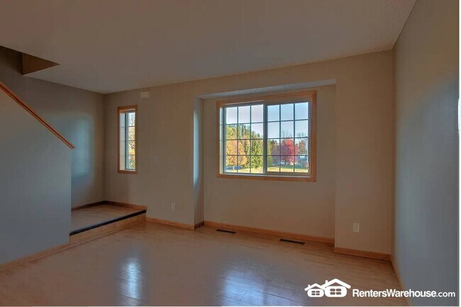 Foto del edificio - 109 19th Ave SE