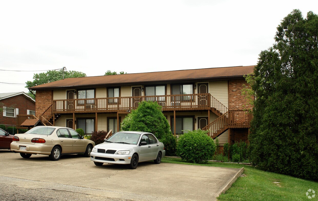 107 Arbaugh Dr, Hurricane, WV 25526 Apartments in Hurricane, WV
