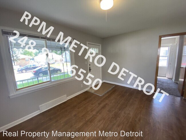Foto del edificio - 3 br, 1 bath House - 24583 Valley Ave