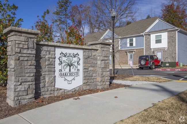 New Community - Oakcreste Apartments
