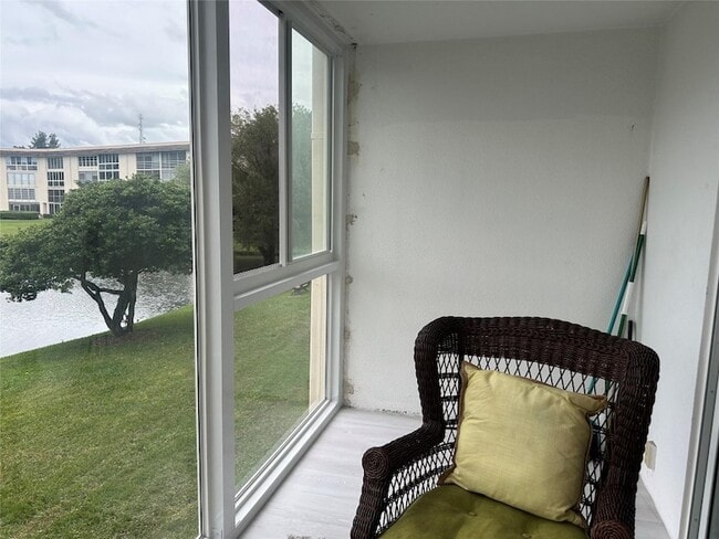 Photo - 1902 Bermuda Cir Apartment