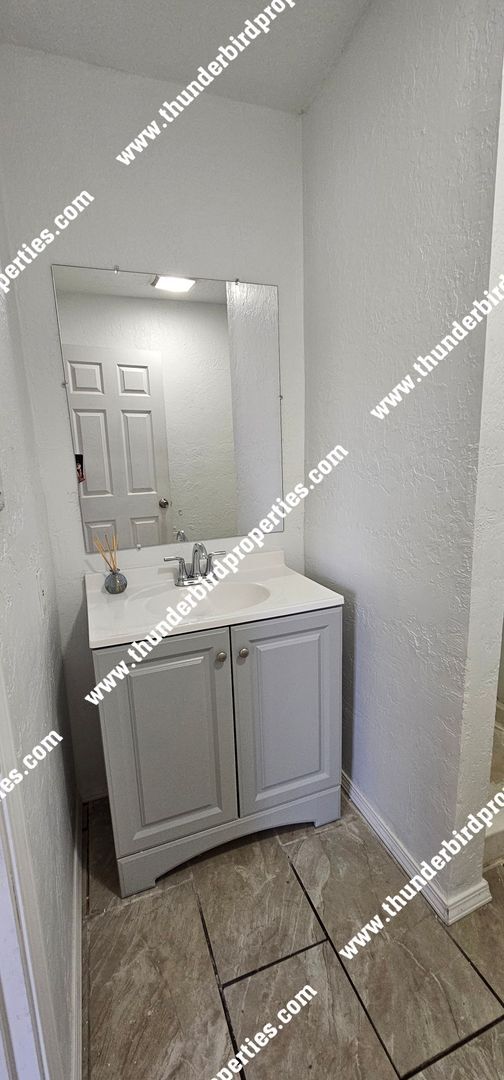 Foto del edificio - 534 Charleston St SE