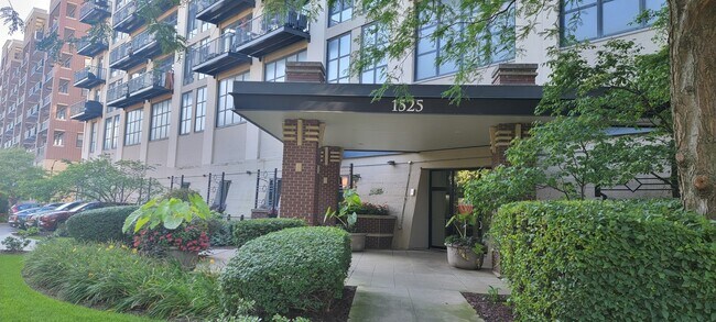 Foto del edificio - 1525 S Sangamon St