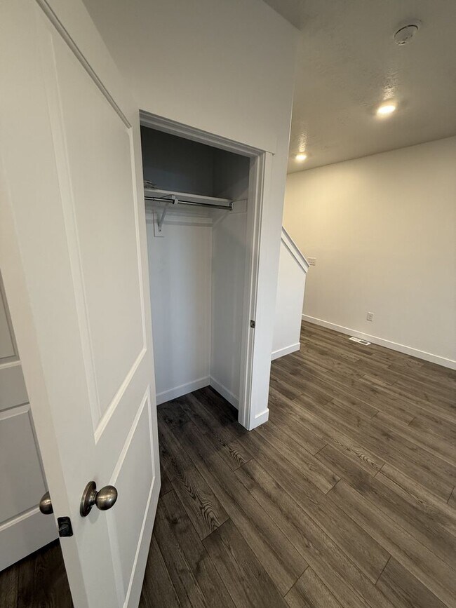 Building Photo - Beautiful Home in Santaquin, UT