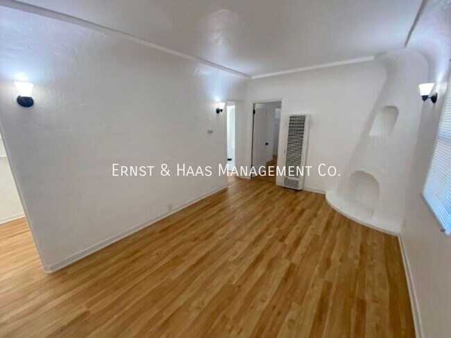 Foto del edificio - 822 Belmont Ave