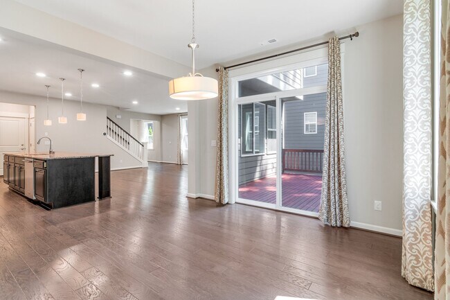 Foto del edificio - 1531 246th Ave NE
