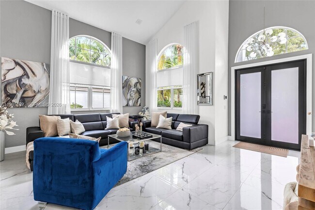 Foto del edificio - 4904 SW 166th Ave