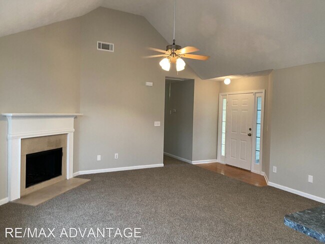 Building Photo - 3 br, 2 bath House - 1570 Snapping Shoals Rd