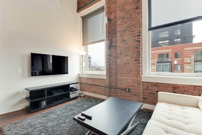 Foto del edificio - 1401 R St NW