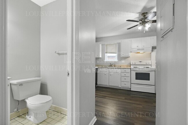 Building Photo - 3416 Clingstone Way