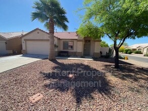 Building Photo - 30351 Maple Chase Dr
