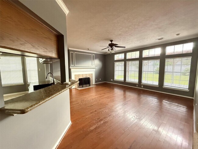 Foto del edificio - 14334 Fair Knoll Way