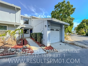Building Photo - 5063 Veranda Terrace
