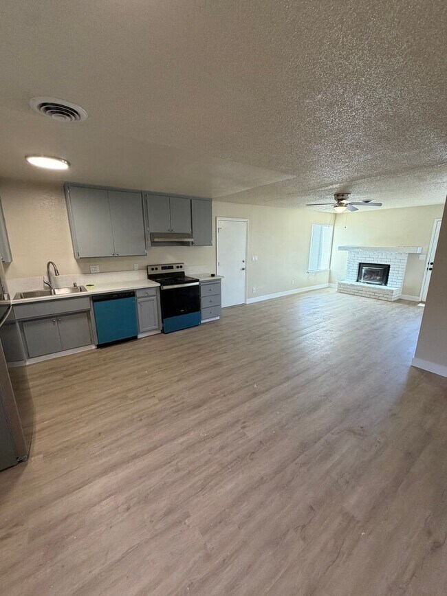 Foto del edificio - *NA114-Gill,Ravinderjit