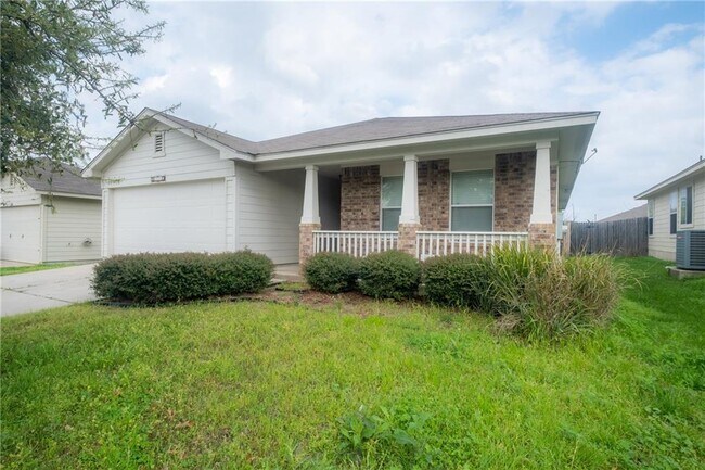 Building Photo - 218 Tolcarne Dr