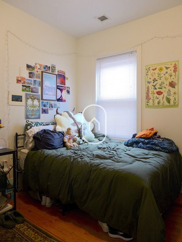 Foto del edificio - 4 Fisher Ave