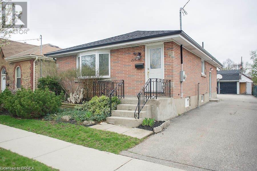 Photo principale - 225 Chatham St