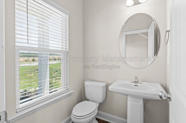 Foto del edificio - 3876 Harper-Franklin Ave